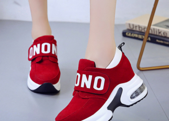 Thick-soled Velcro Increases The Trend Of Single Shoes Among Students